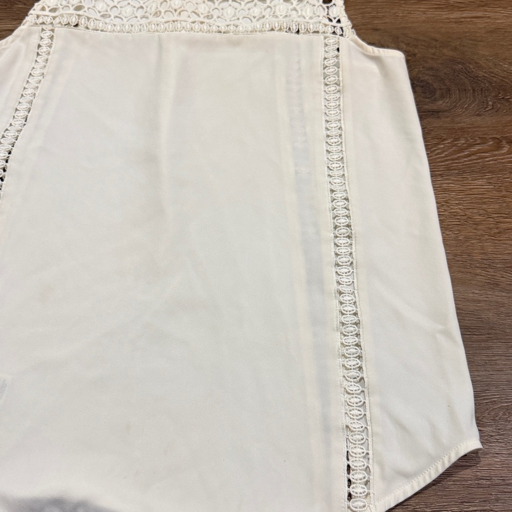 Ann Taylor Cream Lace Detail Tank Top Blouse - Picture 2 of 5